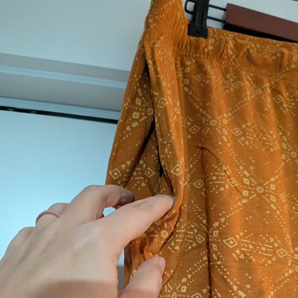 Goodfellow & Co Knit PJ Shorts Orange & Yellow With Pockets And Button Fly - Picture 2 of 9